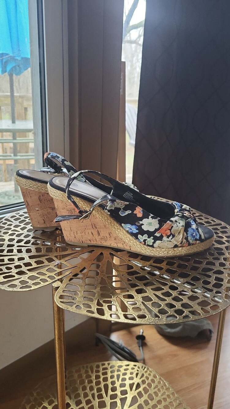 Seychelles Savana Floral Front Knot Peep Toe Cork Wedge Slingback Sandals